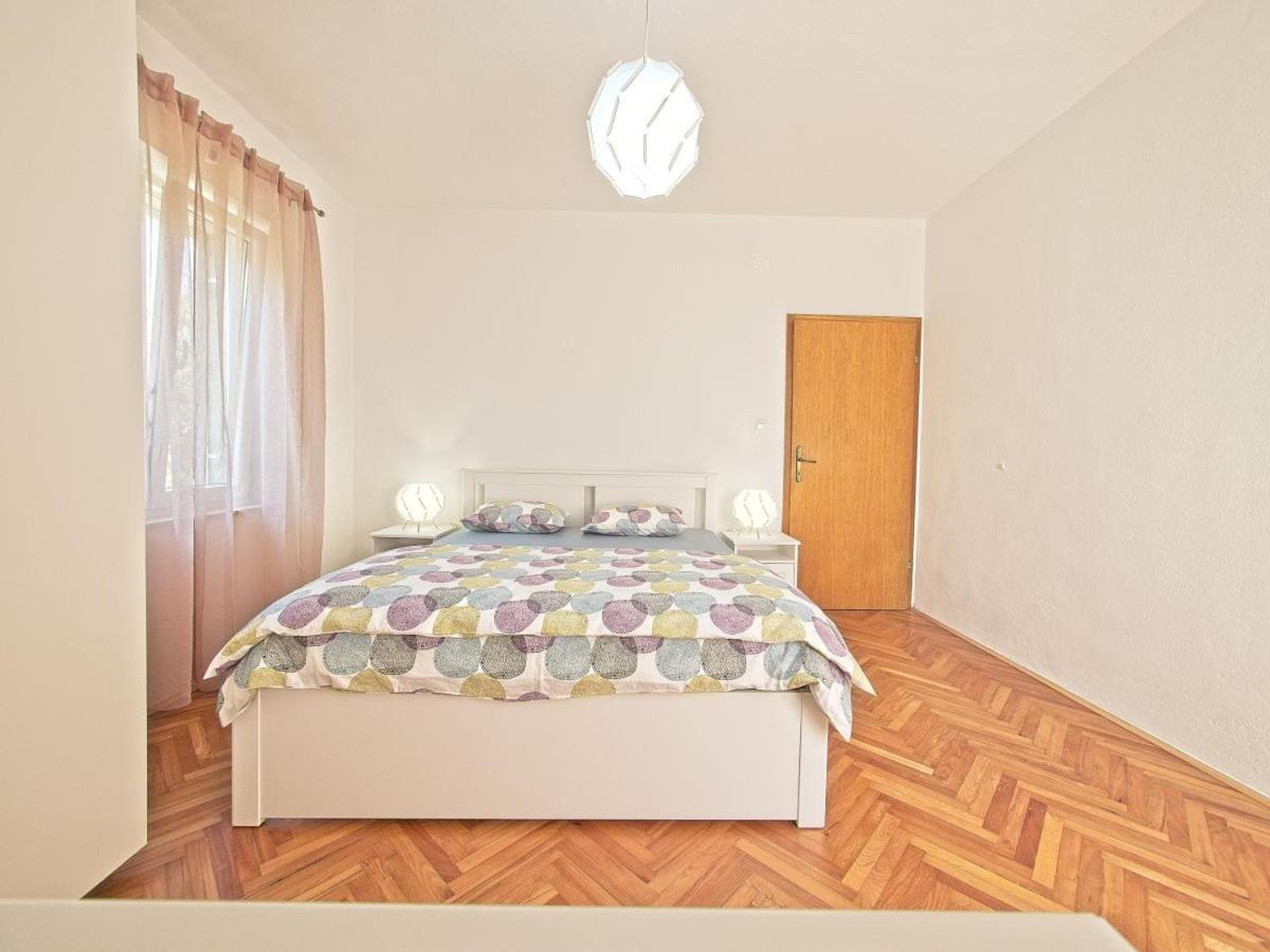 Apartman Nikica Postira Kültér fotó