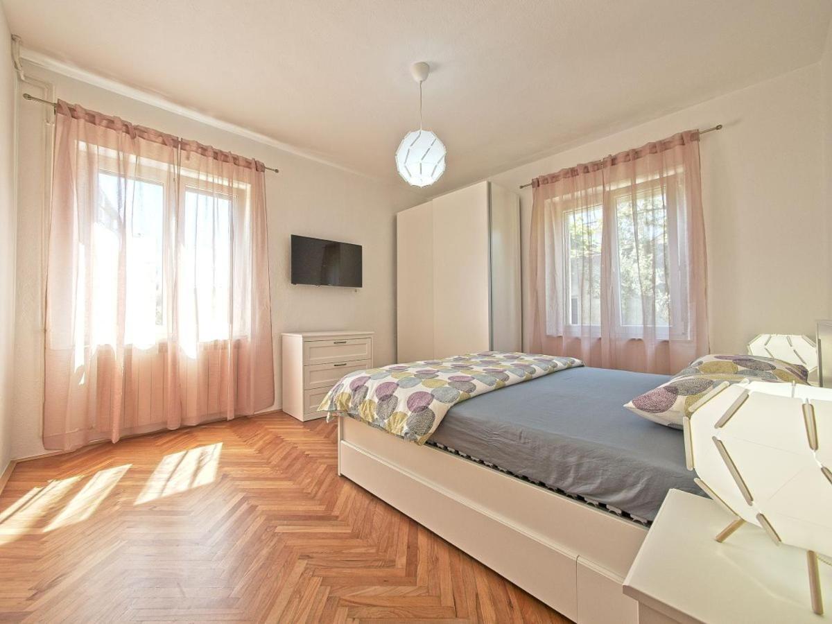 Apartman Nikica Postira Kültér fotó