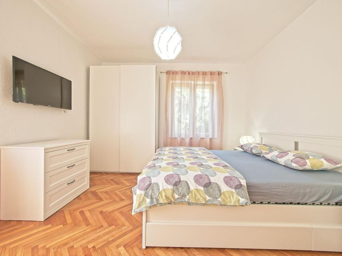 Apartman Nikica Postira Kültér fotó