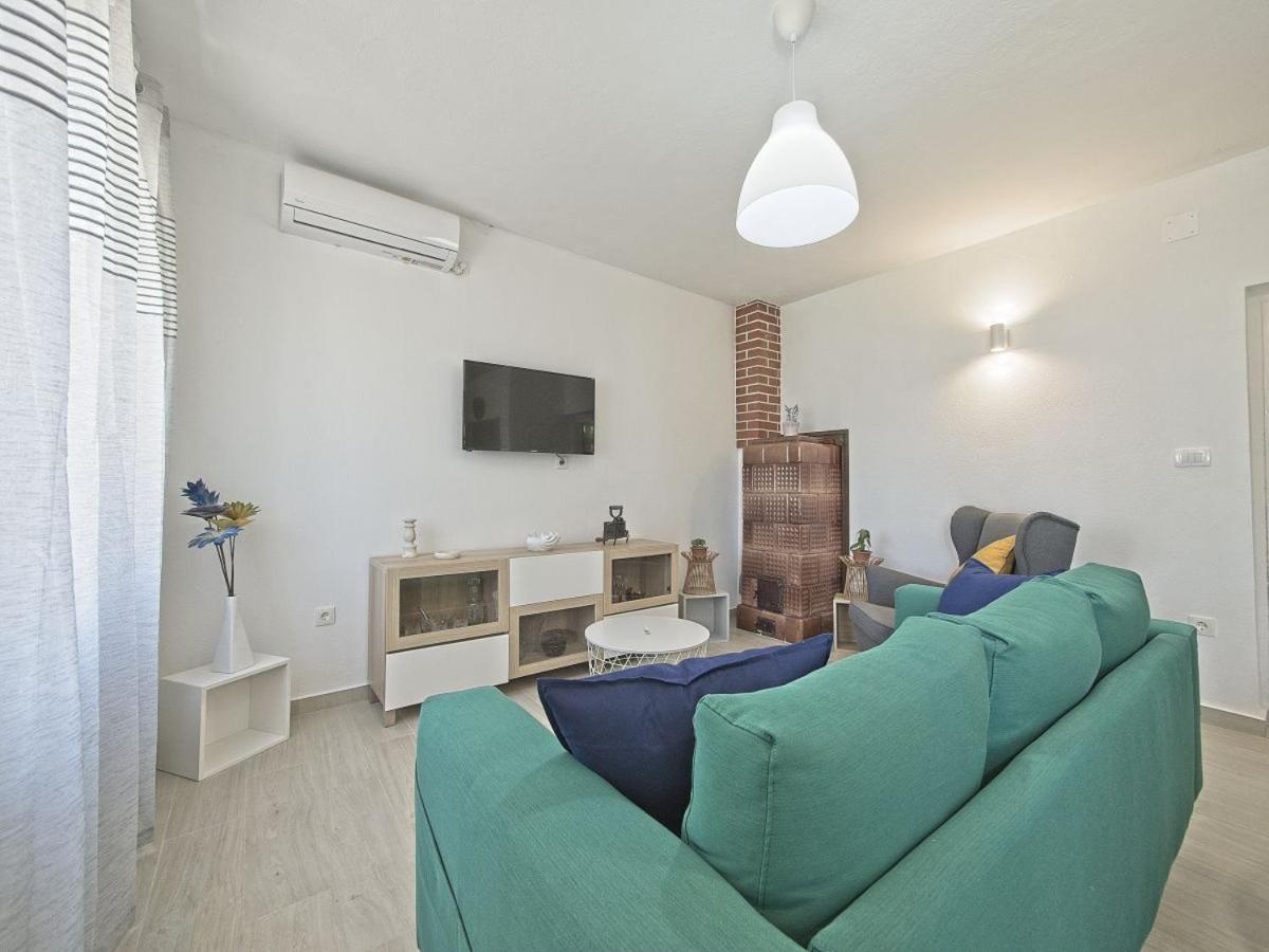 Apartman Nikica Postira Kültér fotó